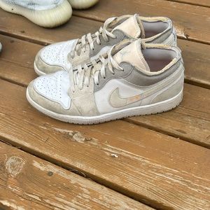 Jordan 1 low SE craft inside out